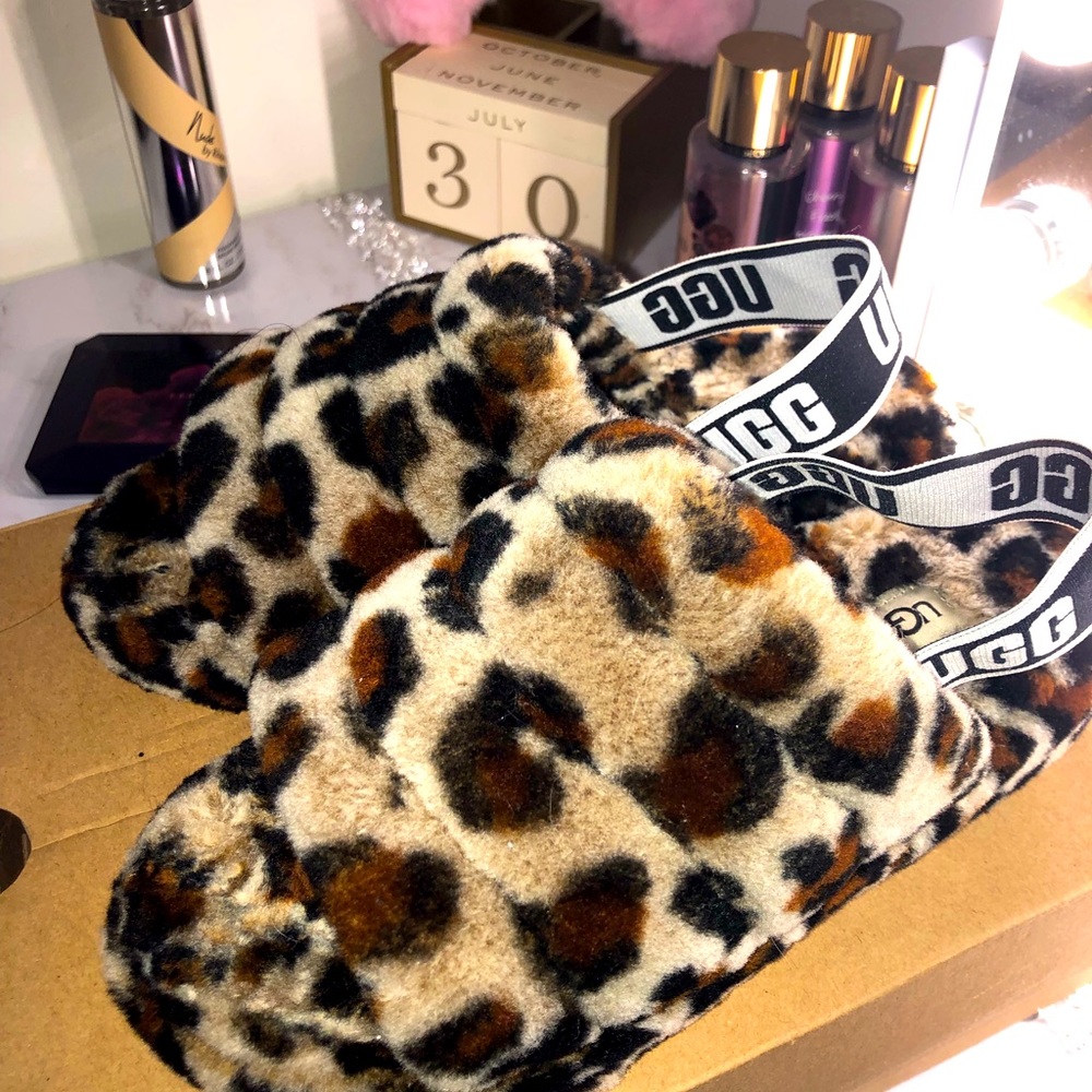 Woman's Ugg Slipper